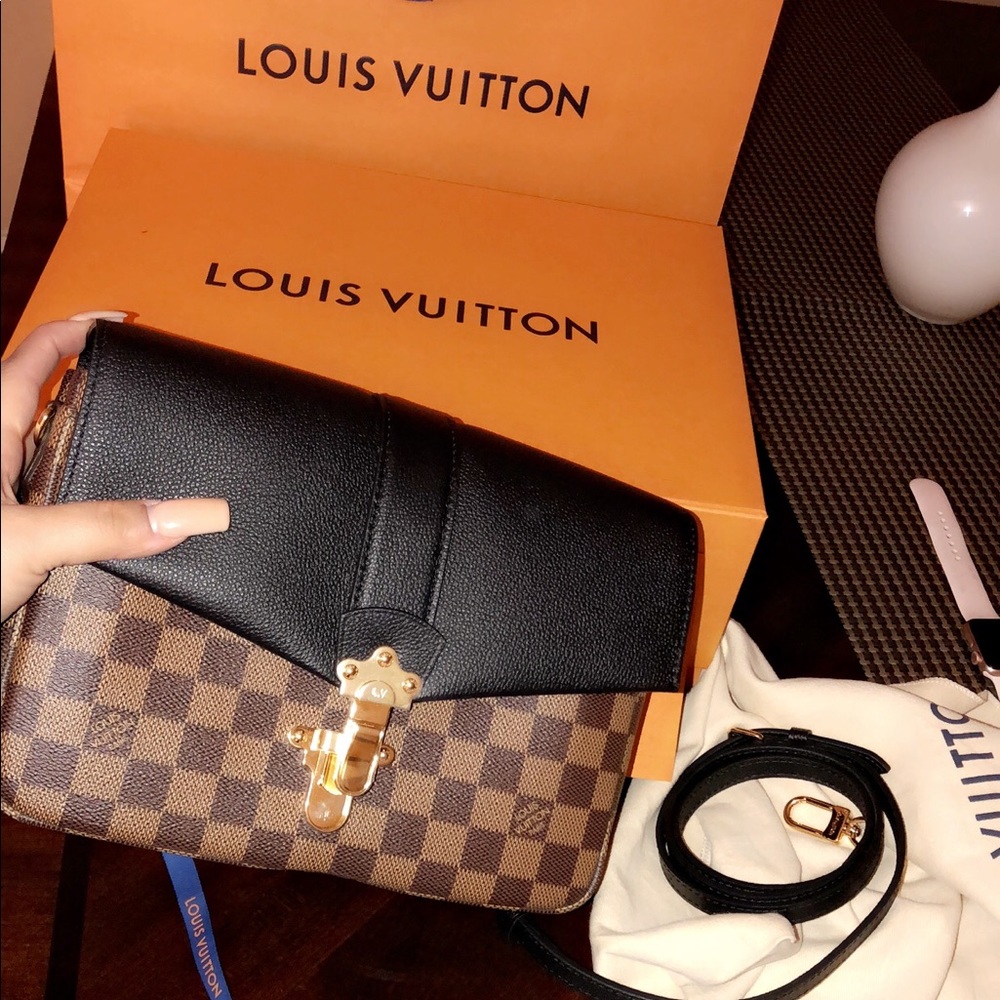 Louis Vuitton purse